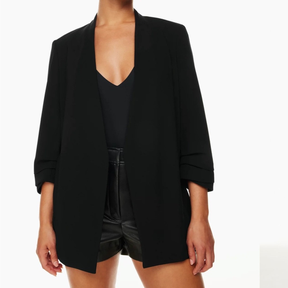 Aritzia Power Blazer